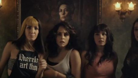 Unheimlicher erster Trailer zum spanisch-mexikanischen Spukhaus-Horror "Darker Than Night"