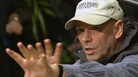 "Casino Royale"-Regisseur Martin Campbell für Regieposten des Spionage-Thrillers "Hunter Killer" im Gespräch