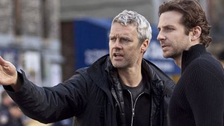 "Divergent"-Regisseur Neil Burger macht Kino-Adaption des Spionage-Thrillers "All the Old Knives"