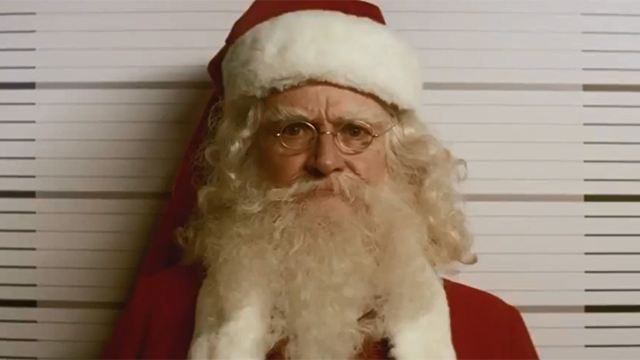 "Get Santa": Erster Trailer zur Weihnachtskomödie mit Rafe Spall, Jim Broadbent und Warwick Davis 