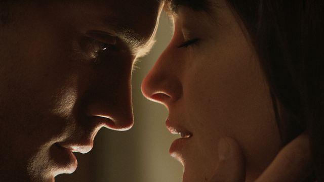 "Fifty Shades of Grey"-Autorin setzt sich durch und lehnt von Regisseurin favorisiertes Ende der Erotik-Adaption ab