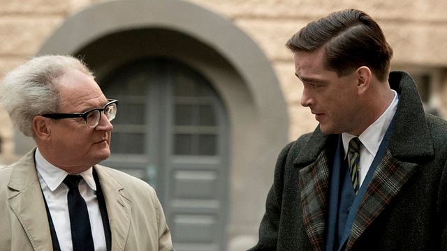 bild aus der news "Der Staat gegen Fritz Bauer": Deutsche Trailerpremiere zum Drama mit Burghart Klaußner und Ronald Zehrfeld