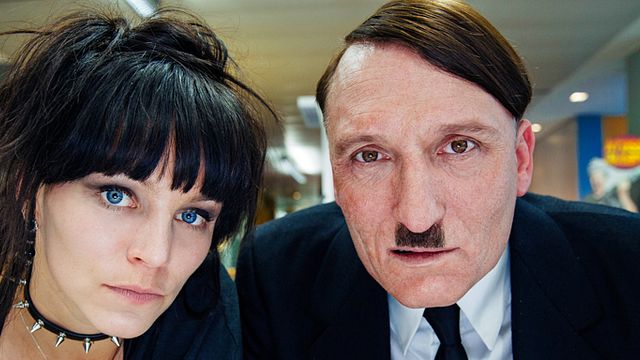 bild aus der news "Er ist wieder da": Die ersten Teaser-Trailer zur Adaption der Bestseller-Satire um die Rückkehr von Adolf Hitler