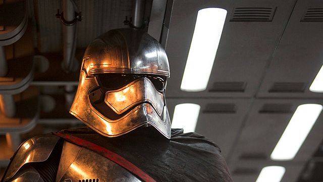 bild aus der news "Star Wars" gegen Sexismus: Geniale Reaktion auf Kritik an Gwendoline Christies "Episode VII"-Figur