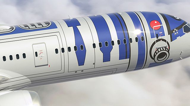 bild aus der news Es ist da! Das erste "Star Wars"-Flugzeug im R2-D2-Design wurde vorgestellt … und es wird auch nach Deutschland fliegen