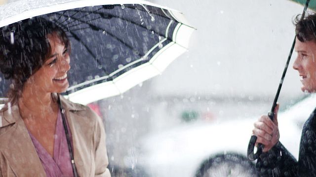 bild aus der news "Von 5 bis 7": Deutscher Trailer zur Rom-Com mit Anton Yelchin und "Skyfall"-Bondgirl Bérénice Marlohe