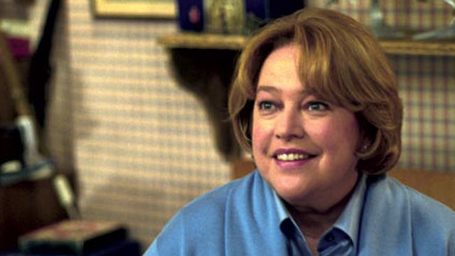 bild aus der news "Disjointed": Kathy Bates verkauft in der neuen Serie von "Two And A Half Men"- und "Big Bang Theory"-Macher Chuck Lorre Drogen