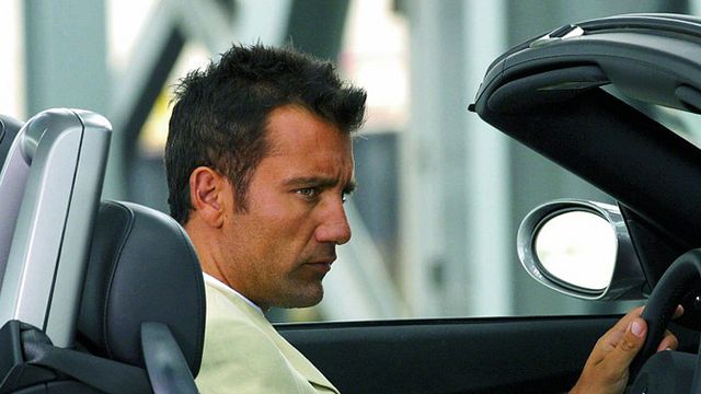 bild aus der news Clive Owen ist wieder der "Driver": Neill Blomkamp macht neuen Kurzfilm der hochklassigen Reihe