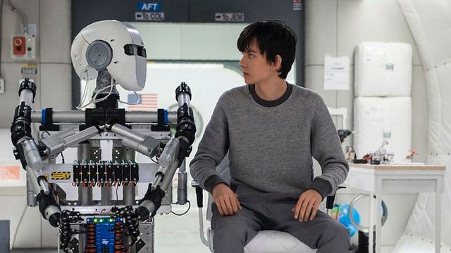 bild aus der news Asa Butterfield als Marsianer auf Vatersuche im neuen Trailer zur Sci-Fi-Romanze "Den Sternen so nah"