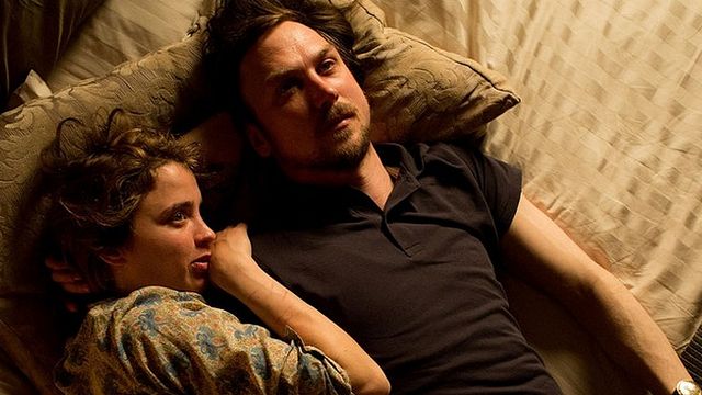 bild aus der news "Die Blumen von gestern": Erster Teaser zur Tragikomödie mit Lars Eidinger und Jan Josef Liefers