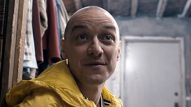 bild aus der news "Split": Neuer schauriger Trailer zu M. Night Shyamalans Thriller mit James McAvoy in 23-facher Ausführung