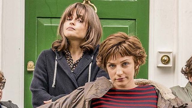 bild aus der news Start von "Love, Nina": "Game Of Thrones"-Quälgeist wird in der Serie von Nick Hornby zu Helena Bonham Carters Nanny