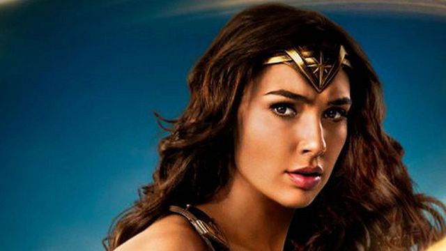 bild aus der news "Peinlich!": Mann erhält Lektion vom Bürgermeister wegen Beschwerden über "Wonder Woman"-Vorführungen für Frauen