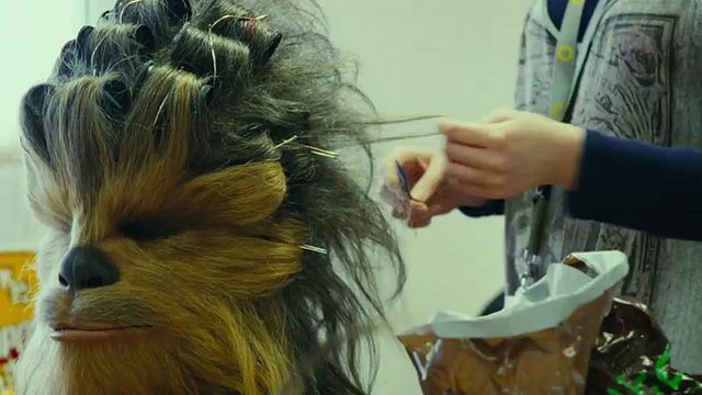 bild aus der news Chewbacca: Ron Howard sorgt mit neuem "Star Wars: Han Solo"-Bild für wilde Fan-Spekulationen