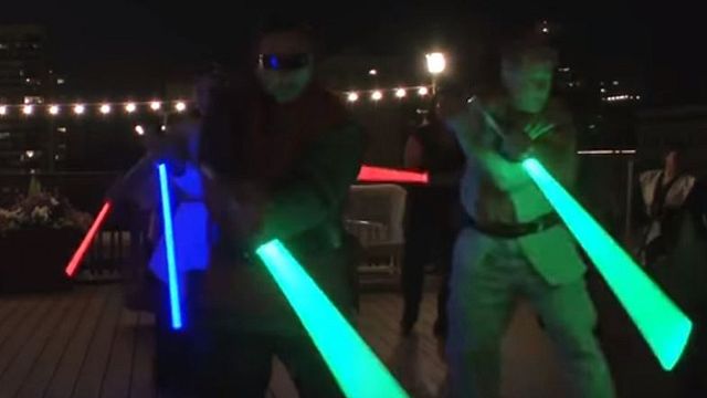 bild aus der news So wandelt man auf den Spuren von Yoda und Luke Skywalker: Der erste Trailer zu "American Jedi"