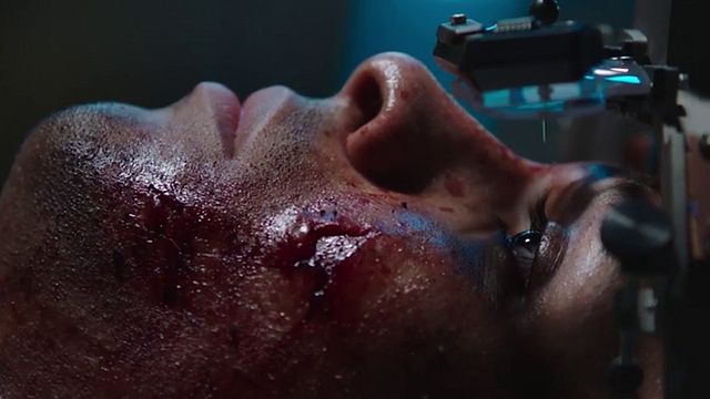 bild aus der news "Replicas": Im Trailer zum Sci-Fi-Thriller bringt Keanu Reeves seine verstorbene Familie zurück ins Leben