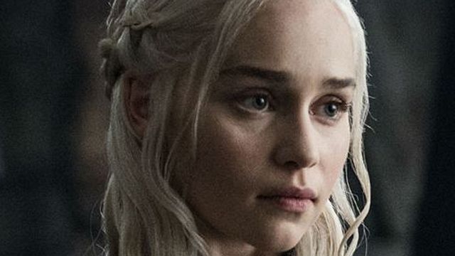 bild aus der news "F***** zum Vergnügen": Emilia Clarke verteidigt Sex und Nacktheit in "Game Of Thrones"