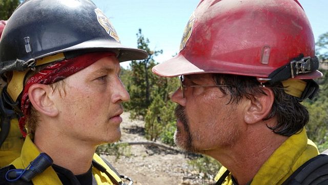 bild aus der news "No Way Out - Gegen die Flammen": Deutscher Trailer zum Katastrophen-Actioner mit Josh Brolin