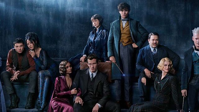 bild aus der news 9 Zauberstäbe im "Phantastische Tierwesen 2"-Trailer: Das steckt hinter dem neuen "Wizarding World"-Logo