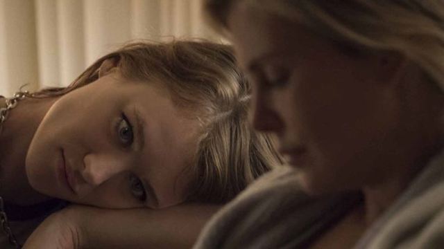 Vom "Juno"-Team: Charlize Theron kriegt eine Supernanny im deutschen Trailer zu "Tully" 