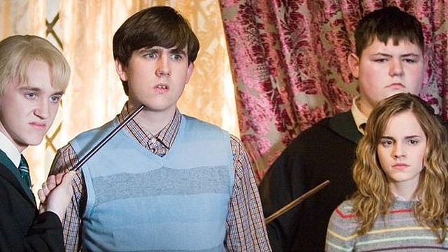 bild aus der news Neville Longbottom sieht unglücklich aus: Tom Felton macht seinen Co-Star zum Slytherin