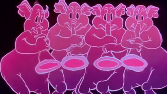bild aus der news Rosa Elefanten in "Dumbo": Das steckt hinter Tim Burtons Anspielung auf die legendäre Szene