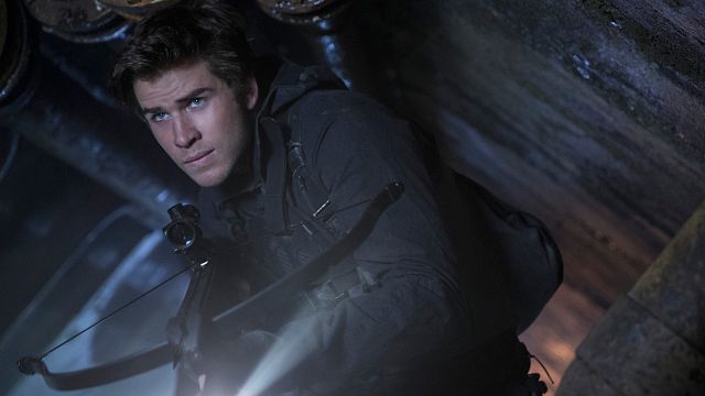 bild aus der news Für die Netflix-Konkurrenz: Christoph Waltz macht in neuer Serie Jagd auf "Tribute von Panem"-Star Liam Hemsworth