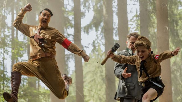 bild aus der news Mit Taika Waititi als Hitler: Langer deutscher Trailer zum Oscar-Kandidaten "Jojo Rabbit"