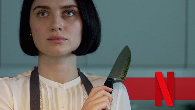 bild aus der news Der nächste Netflix-Hit? Trailer zur Thrillerserie "Sie weiß von dir" verspricht viele Twists und eine tödliche Dreiecksbeziehung