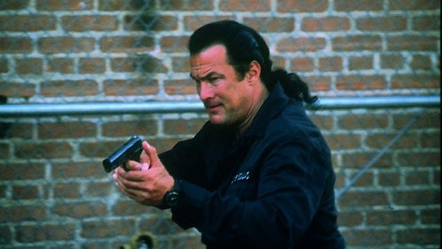 TV-Warnung: In dieser Action-Gurke spielt Steven Seagal sogar eine Doppelrolle - die aber kaum jemandem auffällt