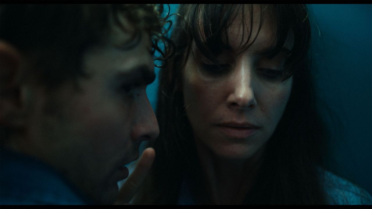 Dass Dave Franco und Alison Brie auch im wahren Leben ein Paar sind, verleiht „Together“ noch mal eine zusätzliche, spannende Ebene.