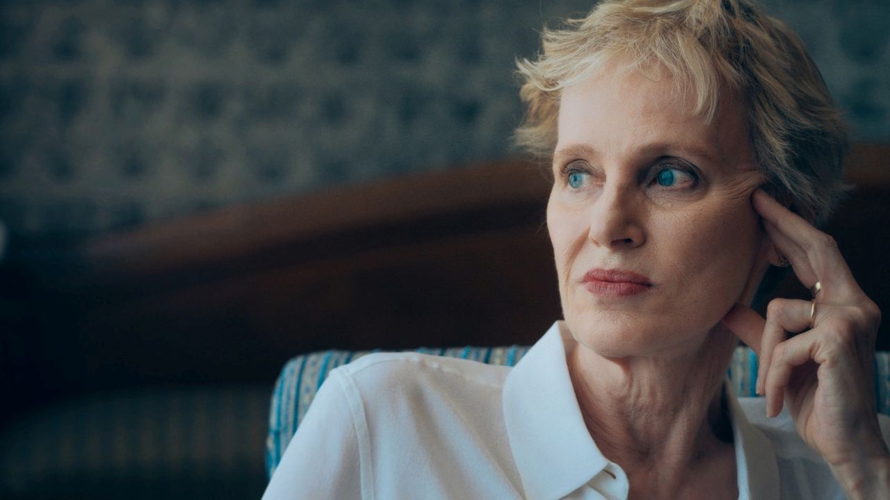 Siri Hustvedt scheint auf jede Silbe großen Wert zu legen, wenn man sie im Film sprechen hört. 