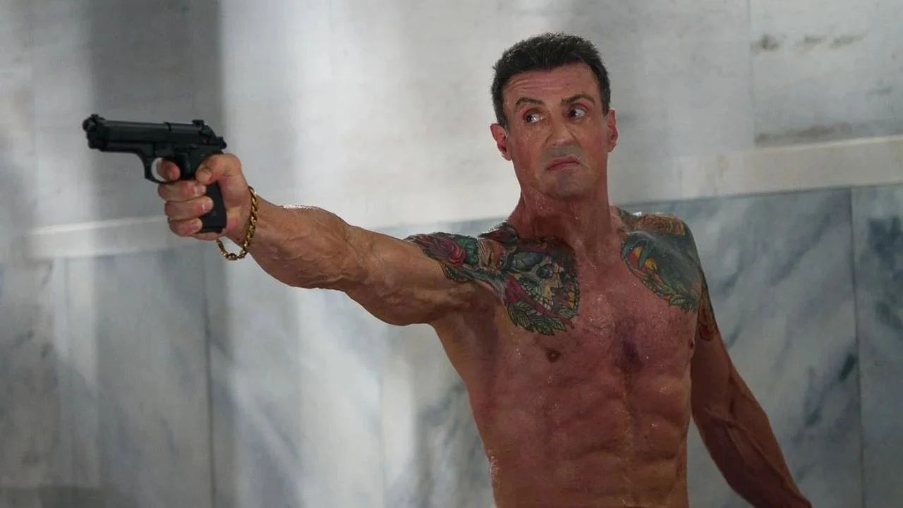 Heute Abend streamen: In diesem Action-Brett gehen Sylvester Stallone und Jason Momoa aufeinander los