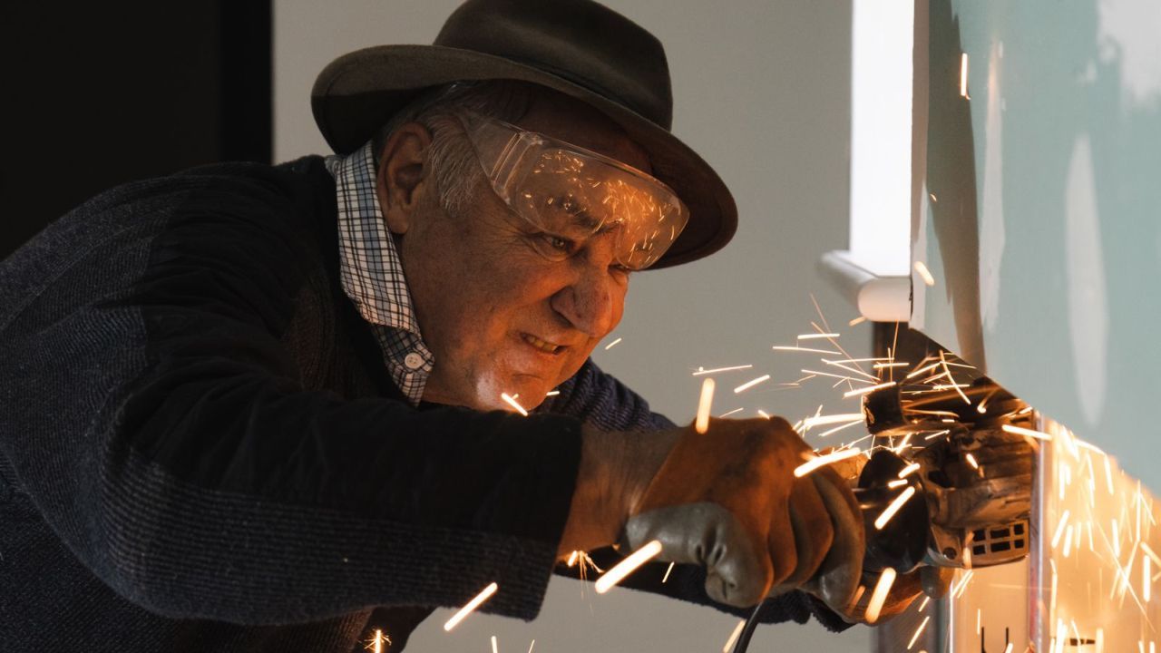 An der Fanni wird gebohrt, geschliffen und einfach generell überall mit angepackt!