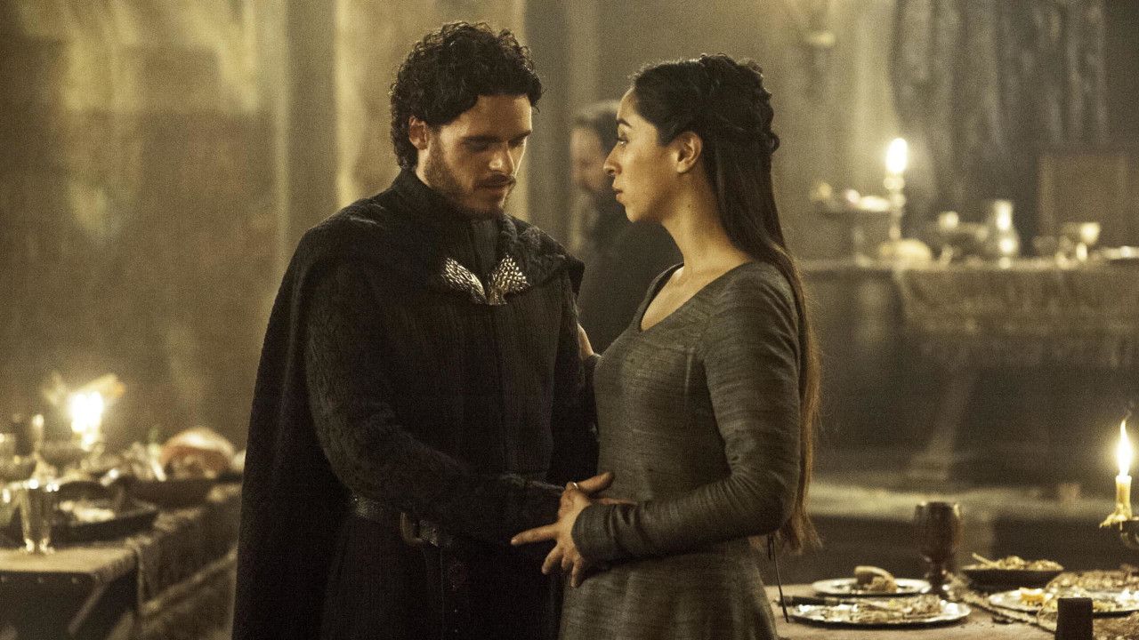 Robb und seine schwangere Ehefrau Talisa (Oona Chaplin)