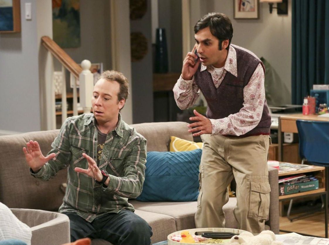 Stuart Bloom (Kevin Sussman, hier links im Bild) ist der neue Serienheld im