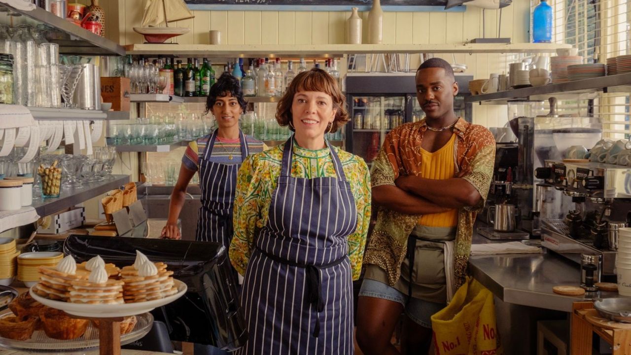 Ist ja gerade ohnehin schwer angesagt: Auch in Sachen Foodporn erzielt „Die Rosenschlacht“ hohe Noten!