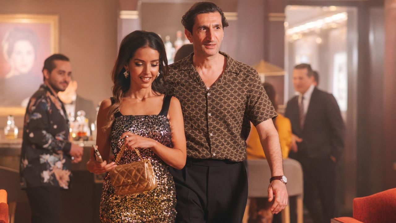 George Fahmy (Fares Fares) ist als Superstar alle Freiheiten gewöhnt – und muss dennoch plötzlich damit klarkommen, dass das Regime in ihm nicht mehr sieht als eine Marionette.