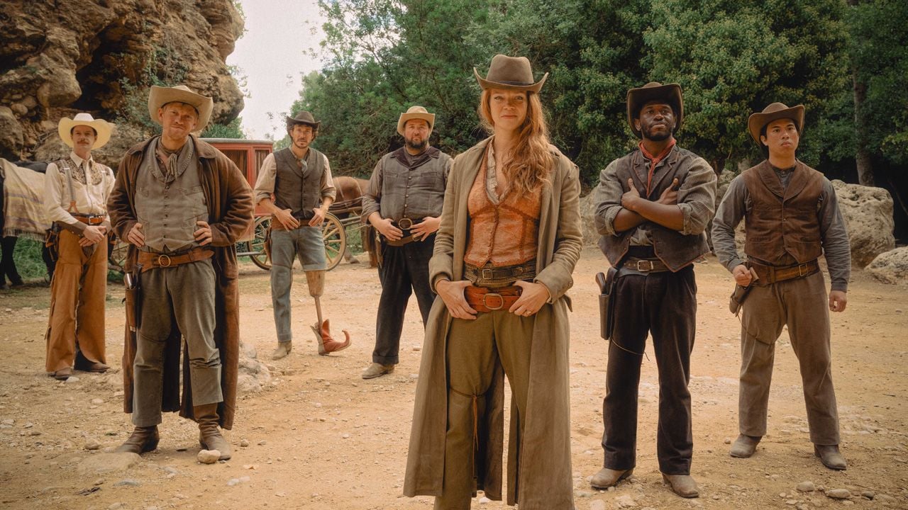 Jessica Schwarz als Kopf einer Cowboy-Bande in „Das Kanu des Manitu“