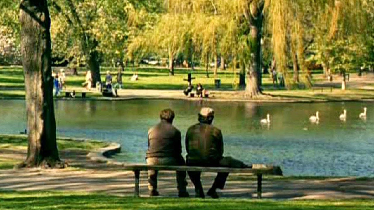 Diese Bank im Boston Public Garden ist mittlerweile eine inoffizielle Gedenkstätte für Robin Williams.
