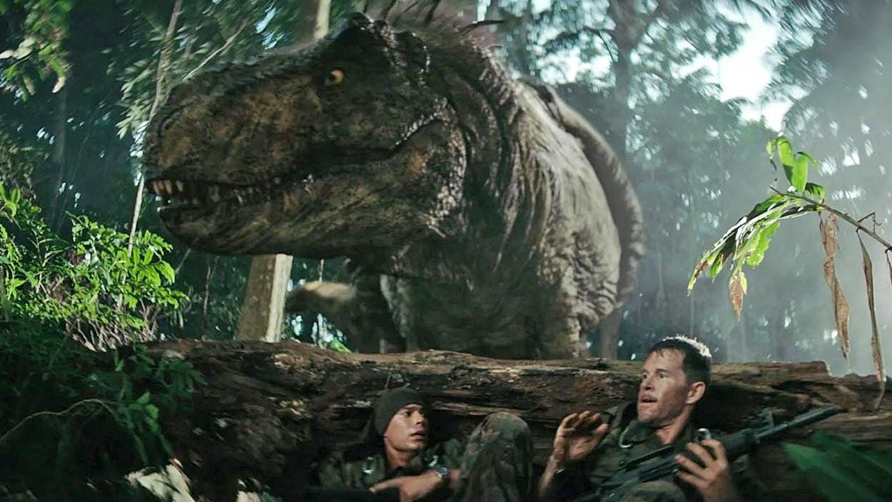 Endlich gibt's die blutige Antwort auf "Jurassic World" im Streaming-Abo! Wie gut ist der Mix aus Kriegsfilm und Dino-Abenteuer?
