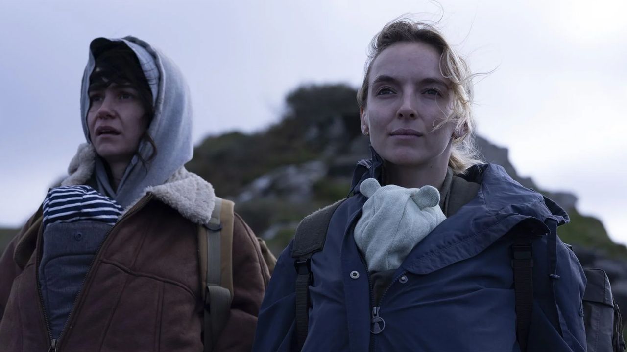 Das kurze Zusammentreffen mit einer anderen jungen Mutter ist eine der positiveren Begegnungen.