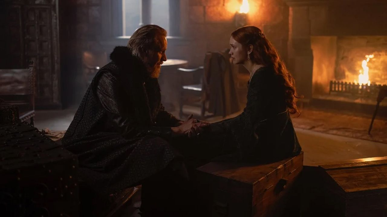 Otto (Rhys Ifans), Alicent und die Grünen haben die Macht an sich gerissen.