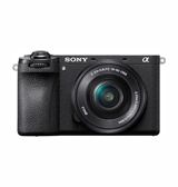 Sony Alpha 6700 mit 16-50mm-Objektiv
