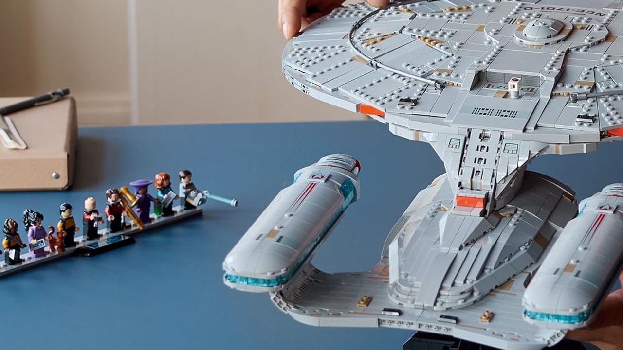 3.600 Teile, 60 (!) cm lang: Dieses legendäre "Star Trek"-Raumschiff gehört in jede Sammlung