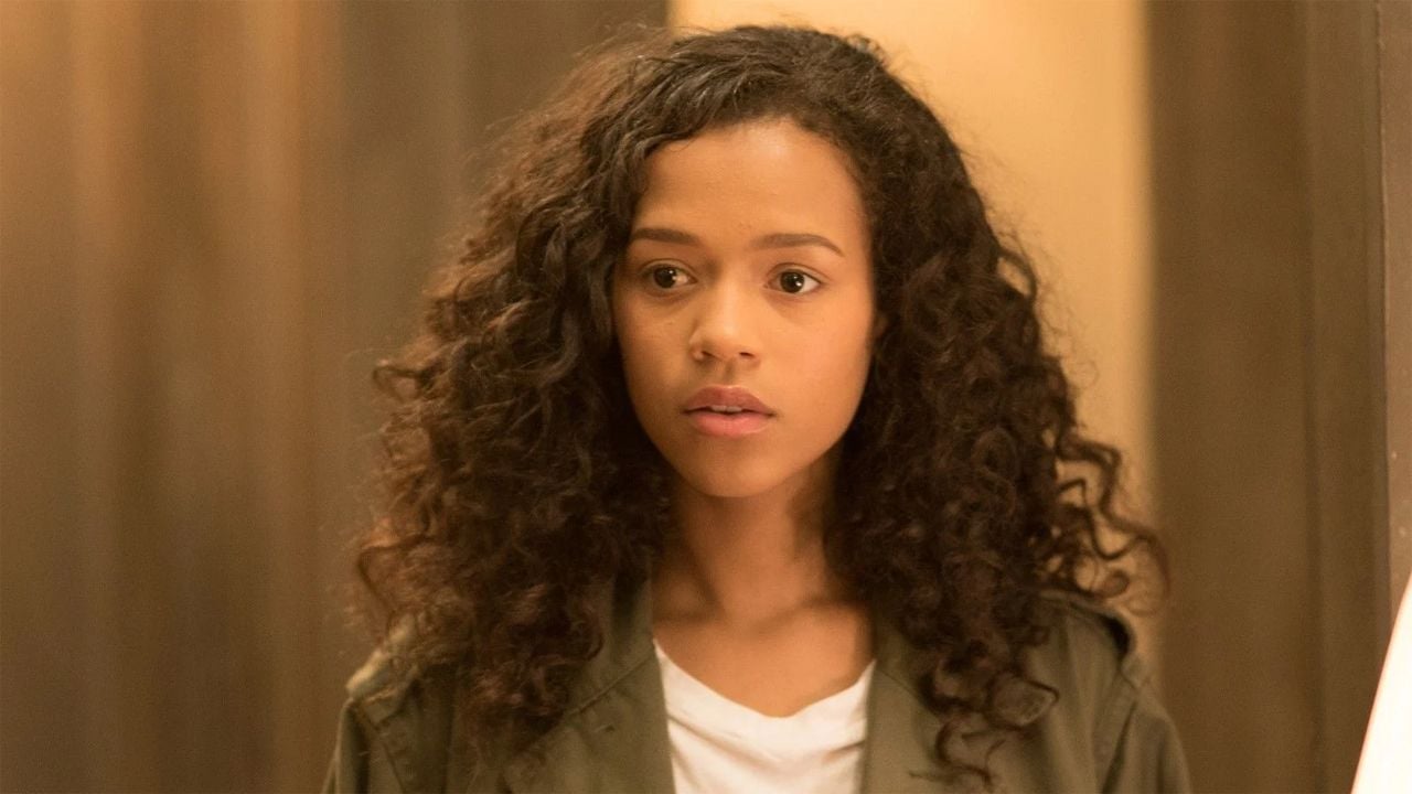 Taylor Russell soll neben Jenna Ortega die zweite Hauptrolle spielen - auf den Spuren von Jennifer Jason Leigh oder doch Bridget Fonda?