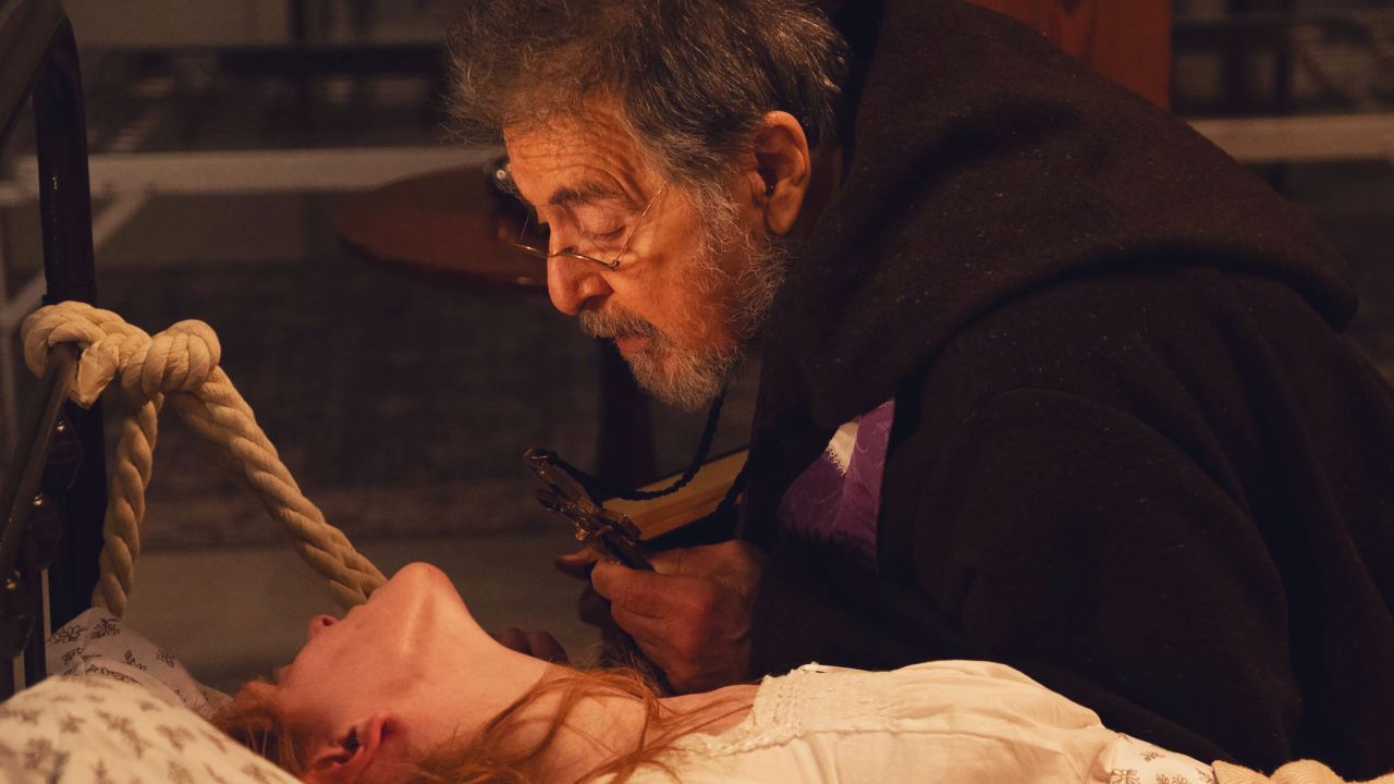 "Der Pate"- & "Scarface"-Legende Al Pacino in düsterem Exorzismus-Thriller: Langer Trailer zu "The Ritual"