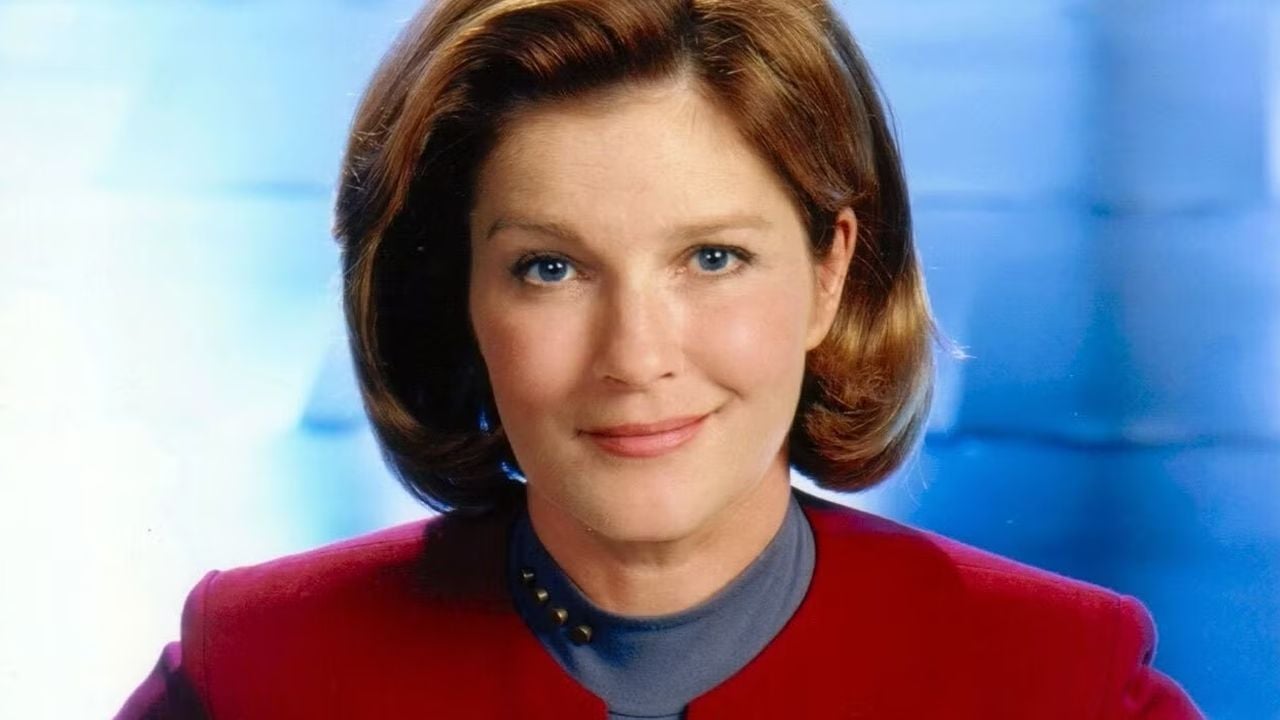 Kate Mulgrew als Captain Kathryn Janeway