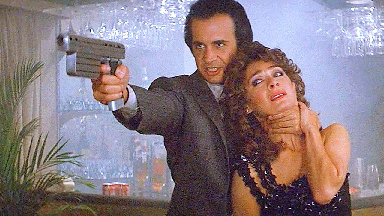 Dieser Sci-Fi-Film vom "Jurassic Park"-Schöpfer scheiterte an "Terminator" – dabei hat er vieles aus der Zukunft vorhergesagt!