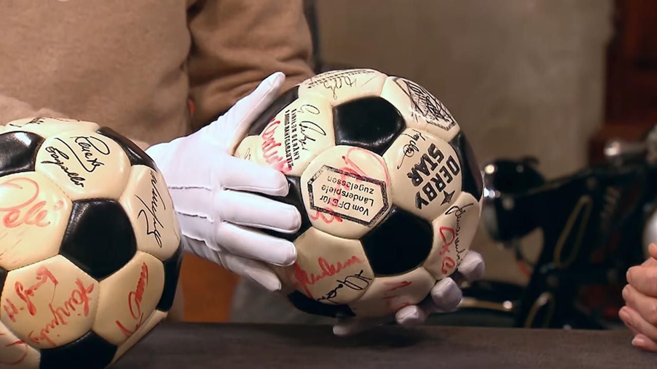 Beckenbauer und Co. haben sich auf runden Leder verewigt!